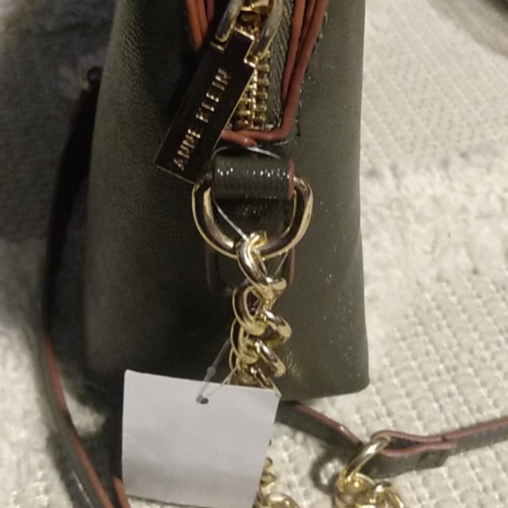 Anne Klein - Picture 2 of 3